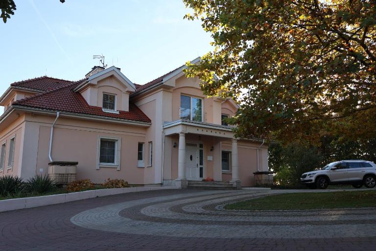 Rezydencja Pod Platanem - Bed and Breakfast Smardzowice