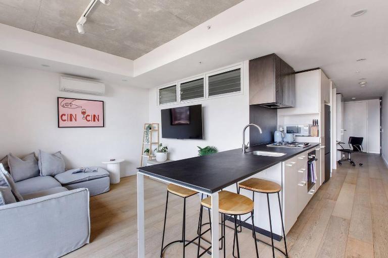 Cin Cin - Richmond Retreat Near MCG & Eateries - B&B Melbourne