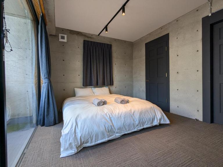 Family and Group stay, Private house close to Shinjuku - B&B Tokyo