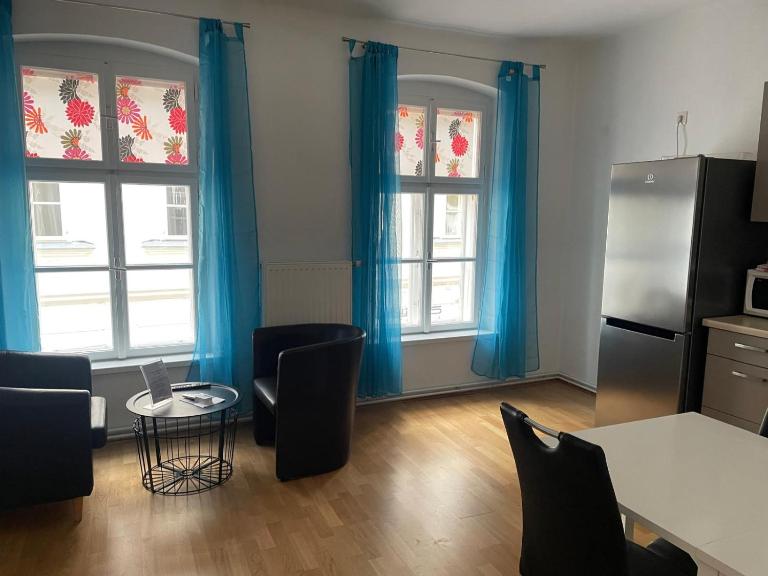 Ferienapartment PASSAUER WOLF im Zentrum, klimatisiert - Chambres d'hôtes Sankt Pölten
