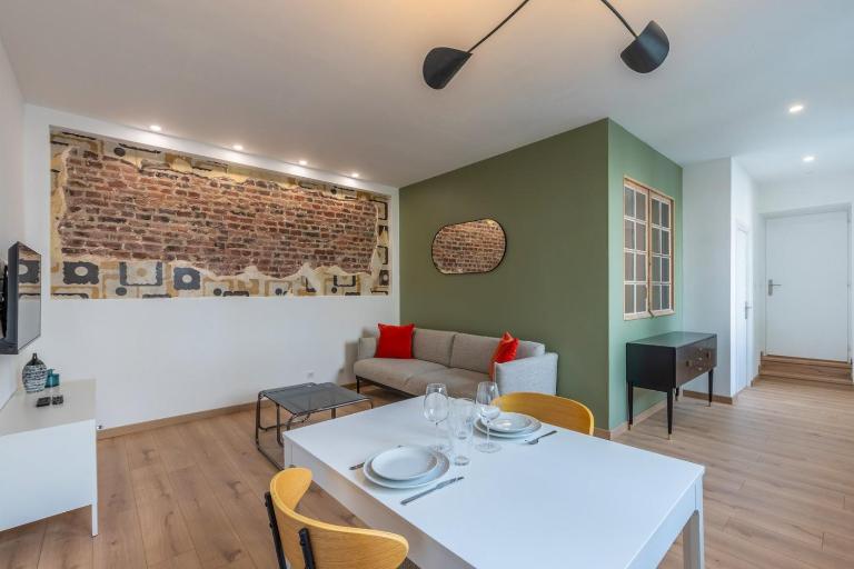 Appartement une chambre avec parking, Vieux Lille - Bed and Breakfast Rijsel