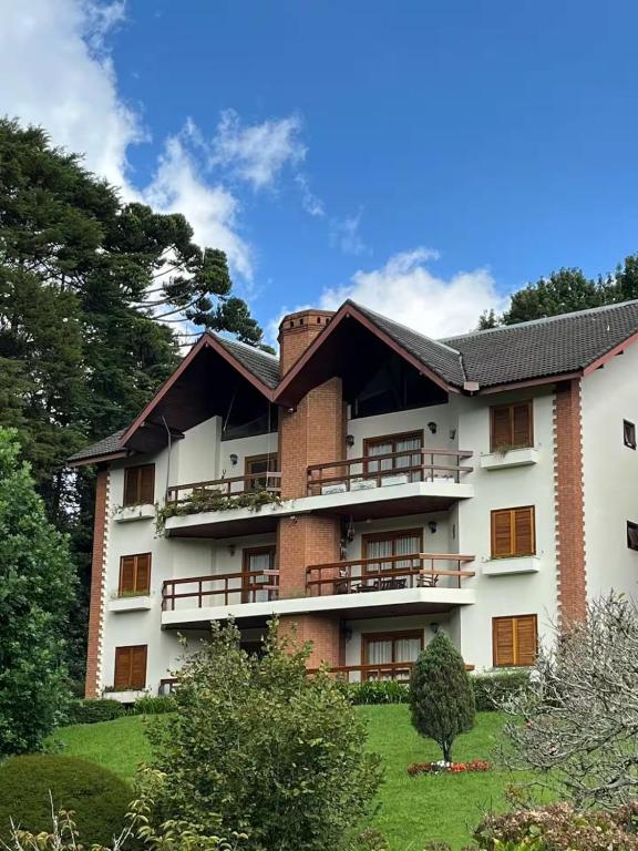Apartamento Cobertura Duplex com Lareira - Bed and Breakfast Campos do Jordão