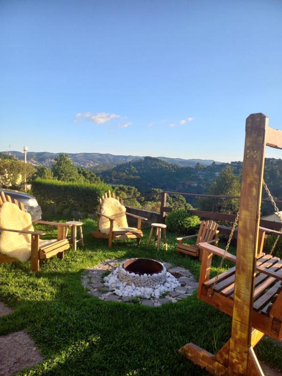 Cabanas La Suisse - B&B Campos do Jordão