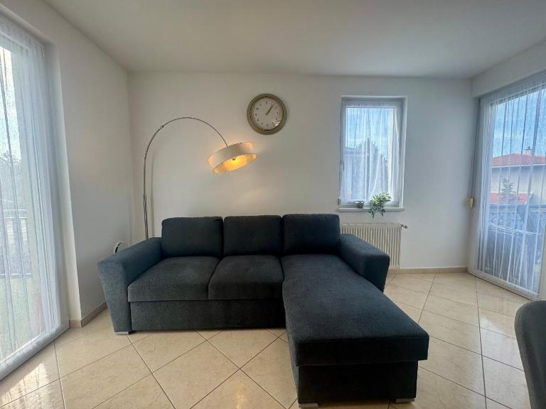 B73 Apartment - B&B Siófok