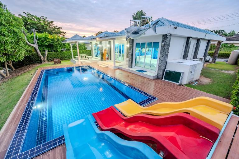 Shark House - Pool Villa RB13 - B&B Ban Kram