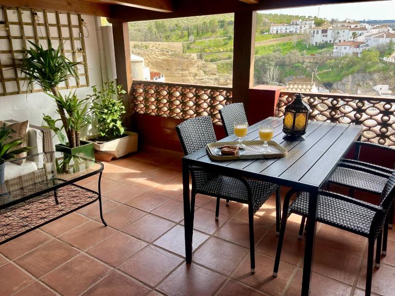 Casa Mirador de San Benito Late Check Out - B&B Setenil de las Bodegas