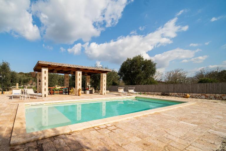 IL Trullo Di Mamma Lucia-Luxury Villa - Bed and Breakfast Ostuni