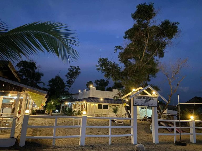 Sakâ Sakâ Beach House - B&B Sipalay