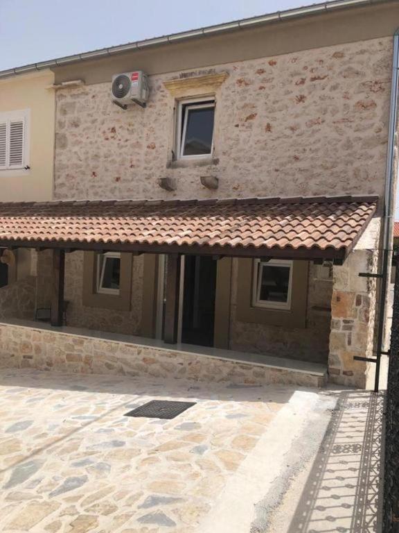 Tonka Apartments - B&B Zara