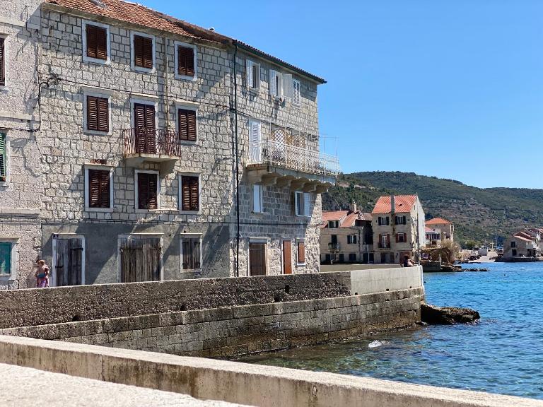 Bucol seaview suites - B&B Komiža