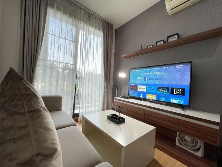 The Astra Suites condominuim - By May - Ferienwohnung Chiang Mai