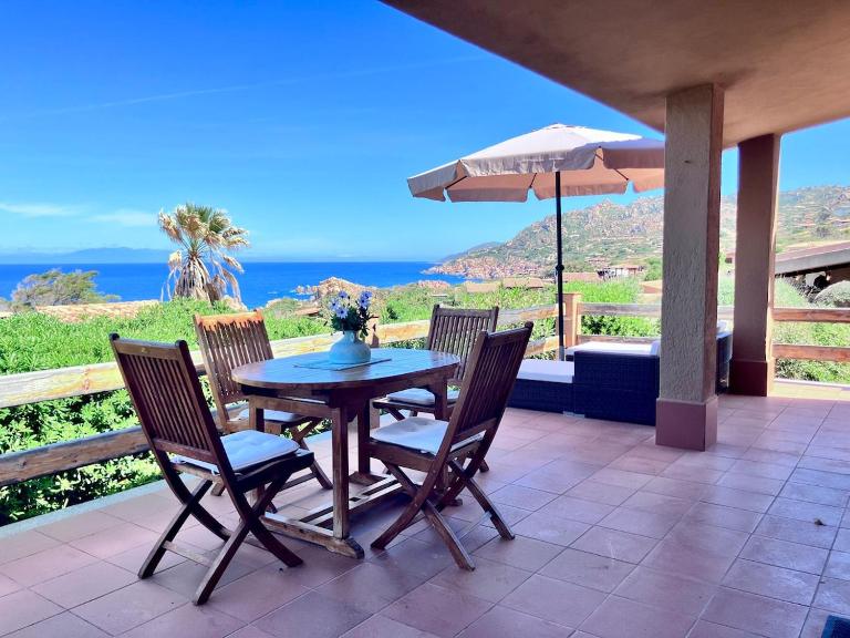 Villa Corallo con vista mozzafiato - Ferienwohnung Costa Paradiso
