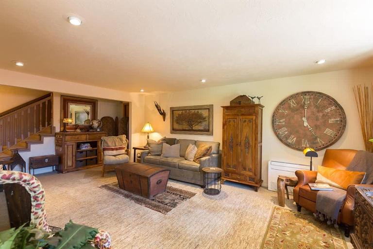 Sq Wild Rose 2 - B&B Sequim