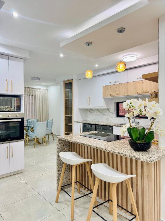 Zaidi Luxury Home - B&B Secunda