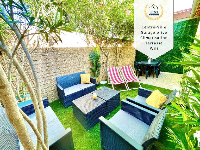 BnGo I Maison Terracotta I Jardin, Garage, 3 chambres, 9 personnes - B&B Villeurbanne