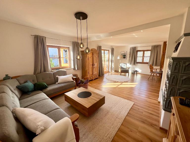 Ferienhaus Zum Luis - Bed and Breakfast Kochel