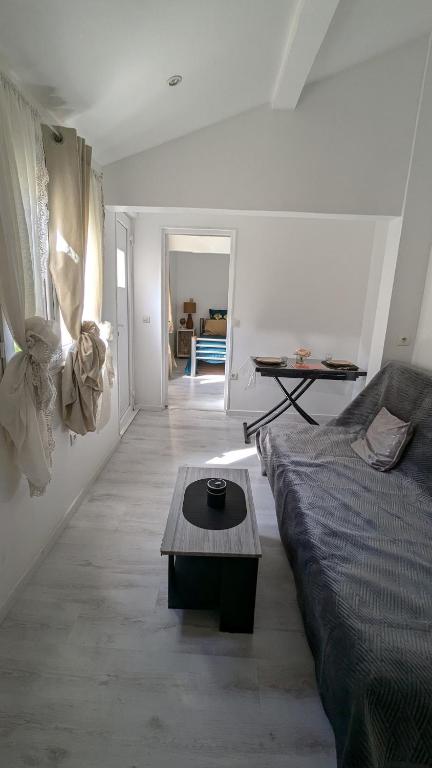 Appartement cosy 4 pers Drancy - B&B Drancy