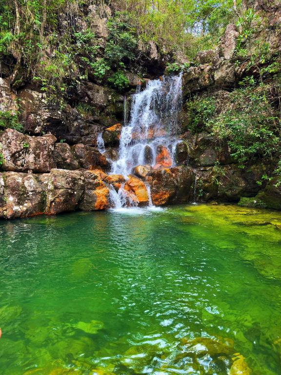 Casa com cachoeiras e contato com a natureza - B&B Alto Paraíso de Goiás