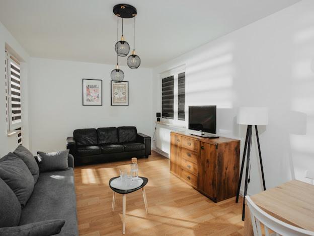 Tymienieckiego 16 F - B&B Lodz