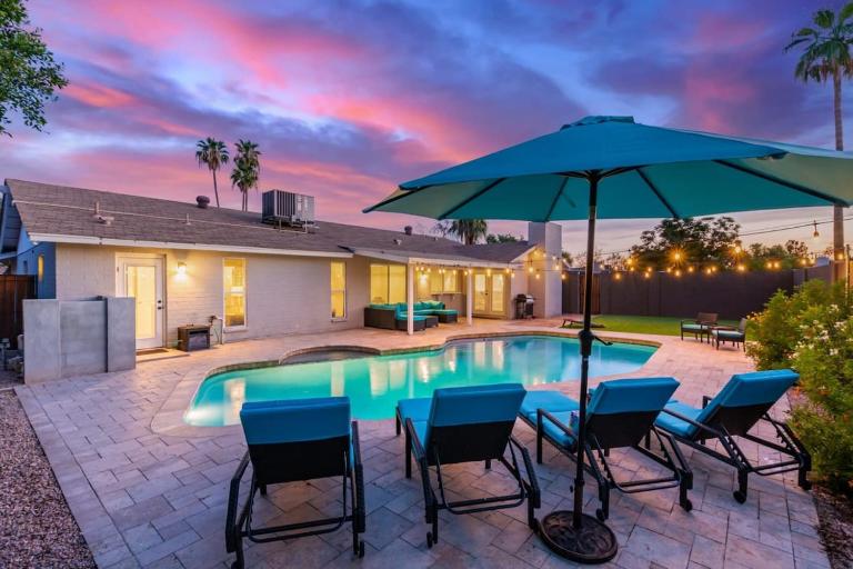 Obispo Modern Oasis with Heated Pool and BBQ - B&B Mesa