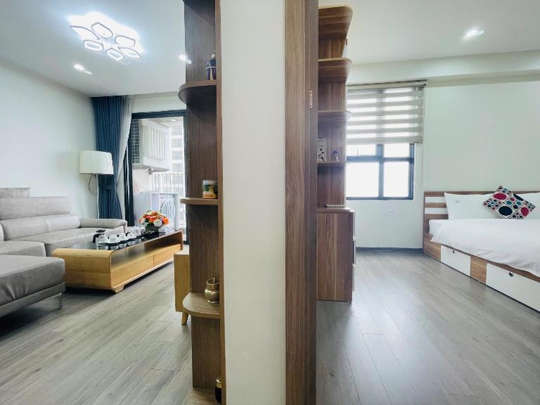 2 Bedroom, 1 Bathroom Apartment - Vinhomes D'Capitale - B&B Hanoi