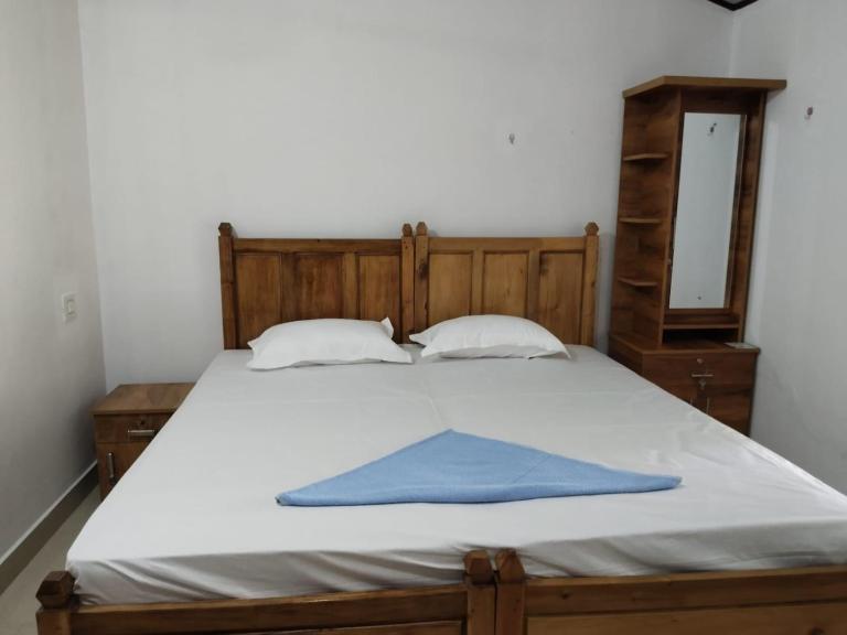 Creekshore Home Stay - Ferienwohnung Kallār