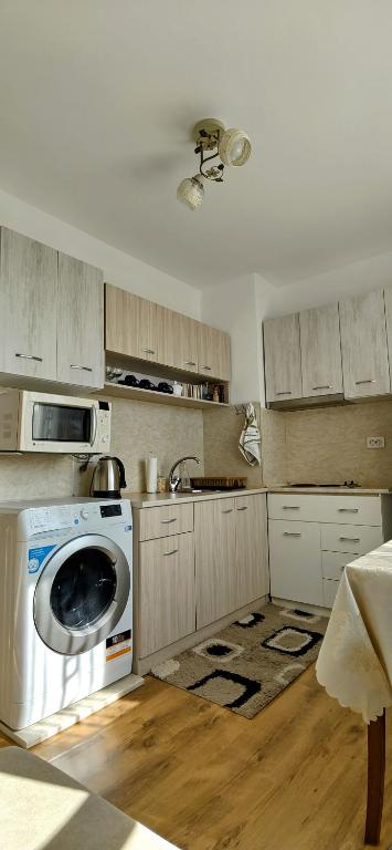Апартамент Калоян - Bed and Breakfast Banya