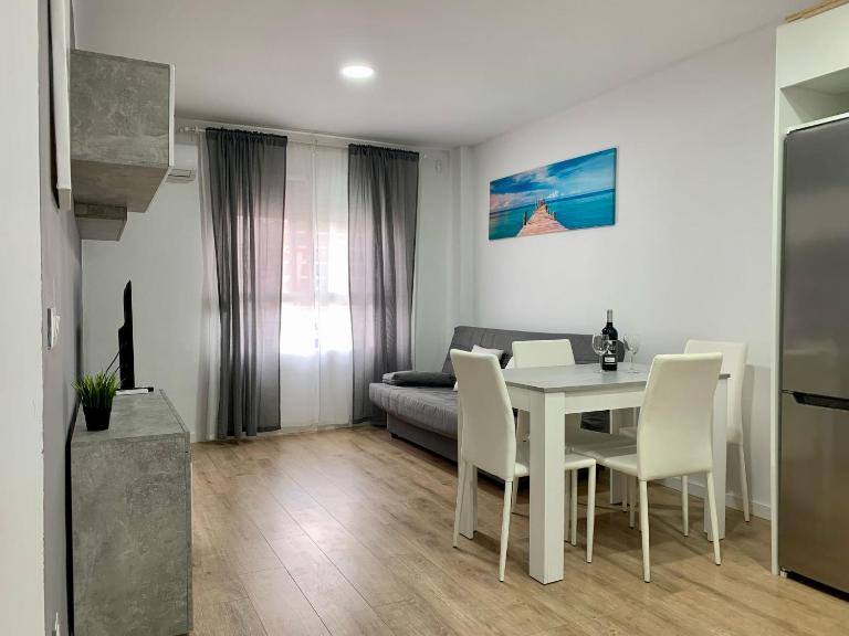 Amazing Romeo & Juliet Loft Canet den Berenguer - B&B Canet d'En Berenguer
