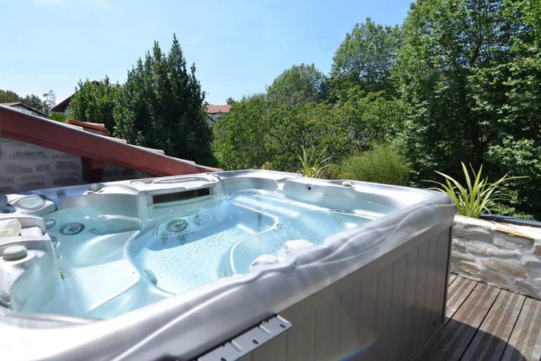 Villa Bidart avec jacuzzi - Proche plages - Chambres d'hôtes Bidart