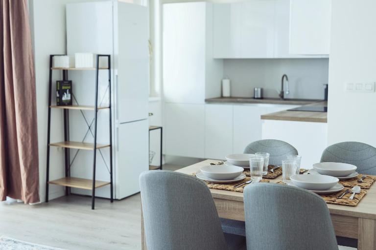 Modern Apartment ǀ AC, Free Parking - B&B Bratislava