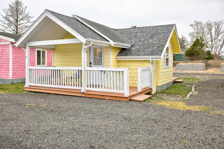 Cranberry Cottage Studio by the Sea w fireplace - B&B Grayland