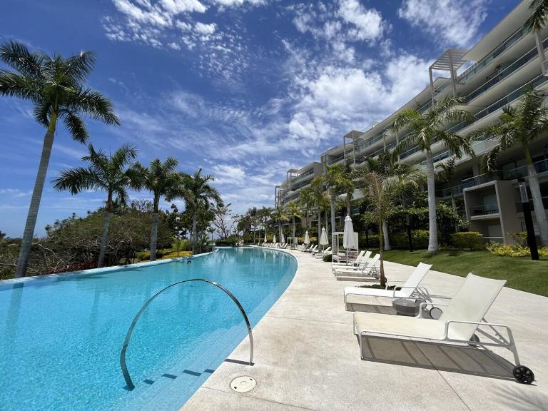 Luxury Beachfront Villa in Punta Mita - B&B Higuera Blanca