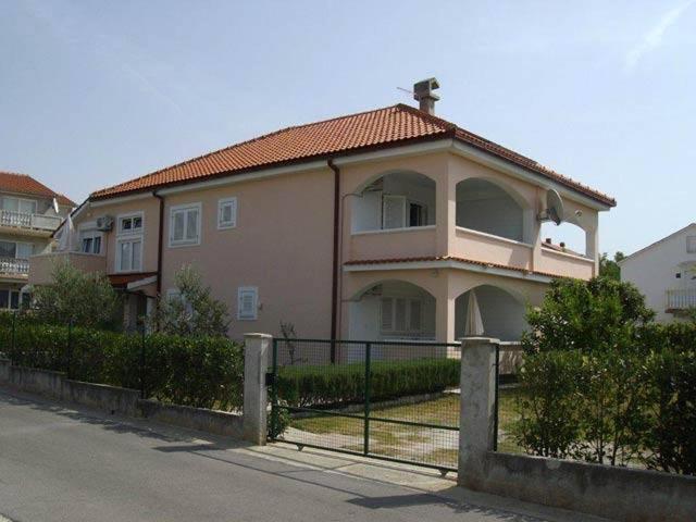 Ivanova vila - B&B Lopar