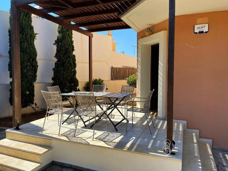 JaMa's Pearl - B&B Makry Gialos