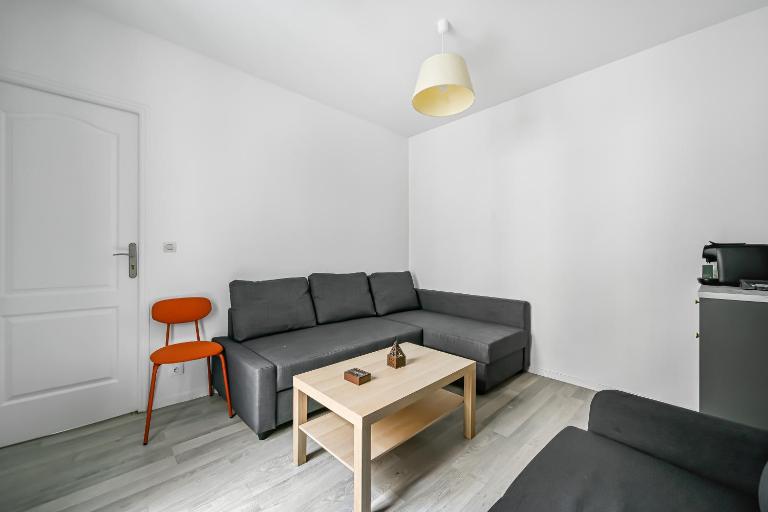 L'Atelier Secret - Batignolles - Métro - Paris 17 - B&B París