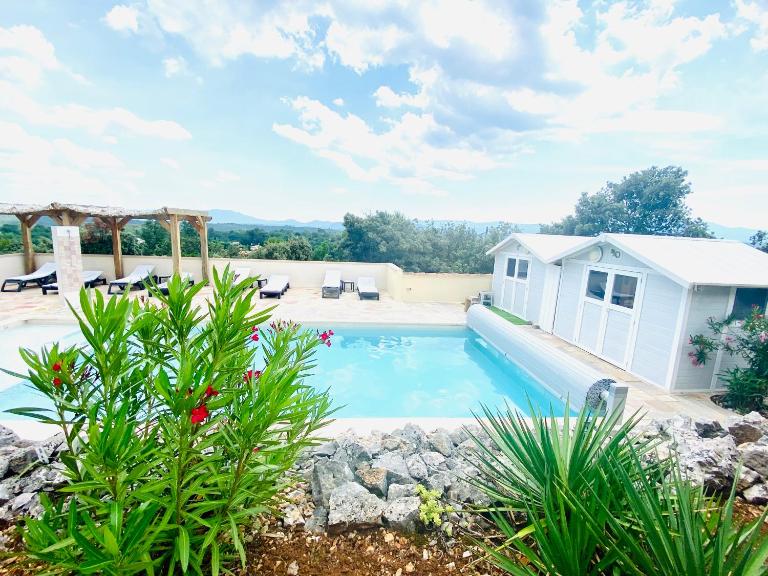 Villa Asunda B&B Spa & Sauna, Chambres d'Hôtes - Ferienwohnung Saint-Maximin-la-Sainte-Baume