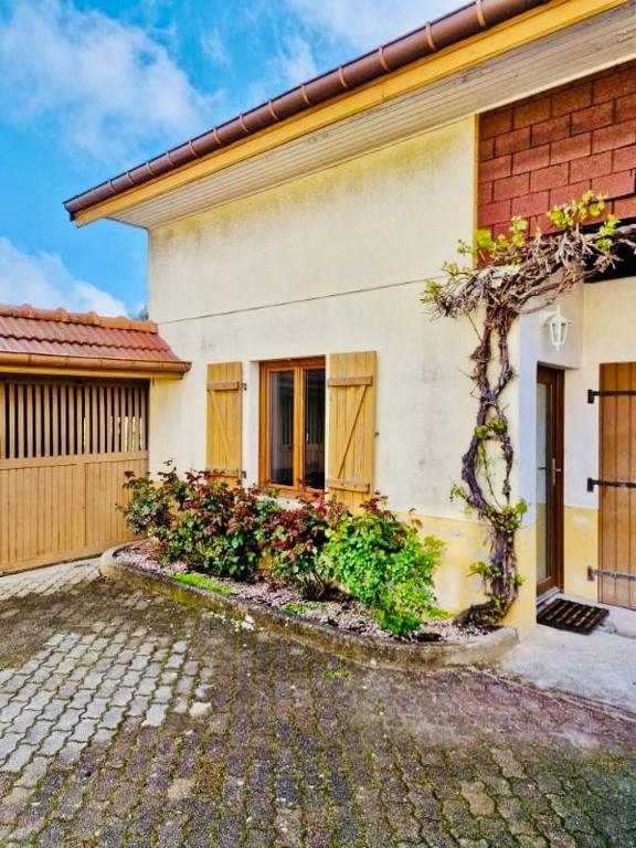 Très joli logement - Ferienwohnung Anould