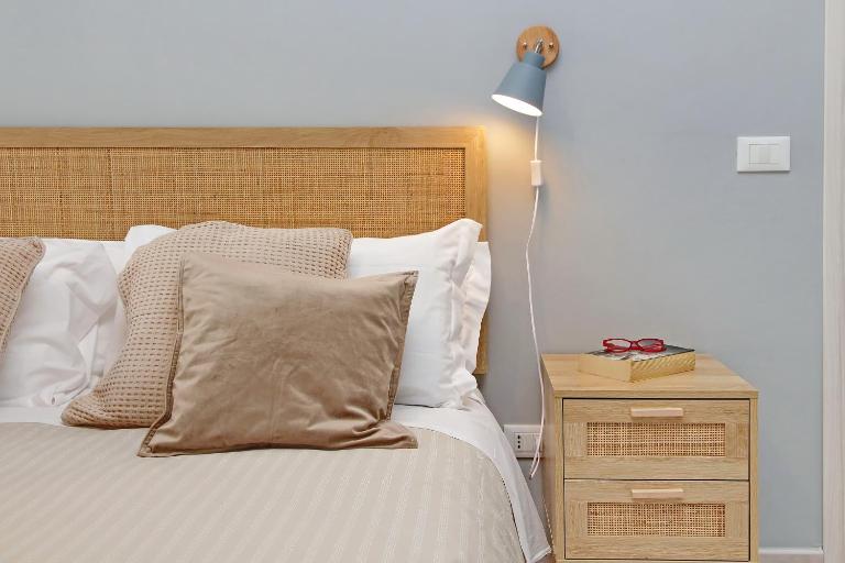AIRPORT 10 Min PORTUNUS APARTMENT BY THE BEACH - Bed and Breakfast Fiumicino