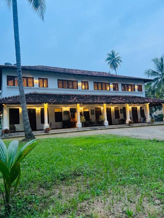 Kalawewa Villa - Bed and Breakfast Kalawewa