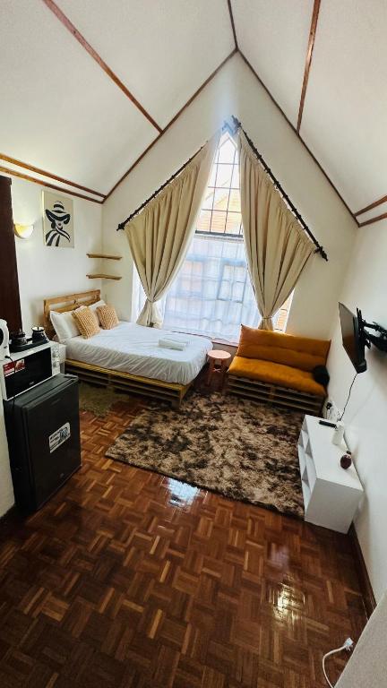 Rorot penthouse studio Kilimani home away - B&B Nairobi