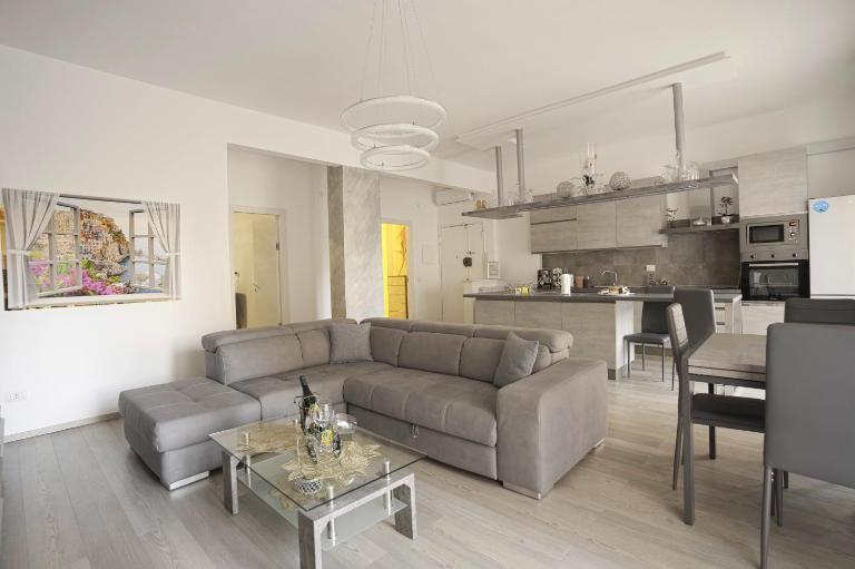 Casa Delle Cinque Terre housereby - Bed and Breakfast La Spezia