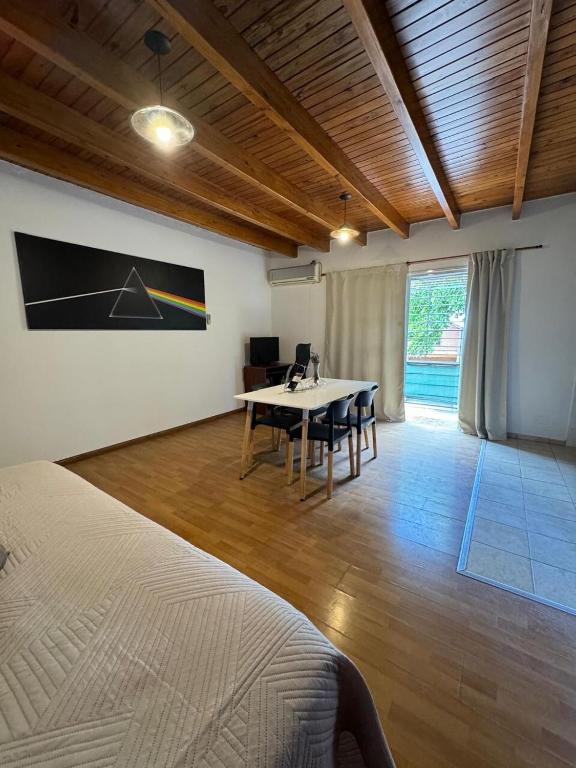 Departamento cerca de Parque San Martín - Chambres d'hôtes Godoy Cruz