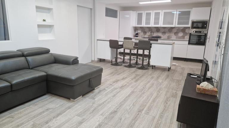 Appartement cozy et confort avec JACUZZI proche CDG Parc Astérix Chantilly Paris - B&B Fosses