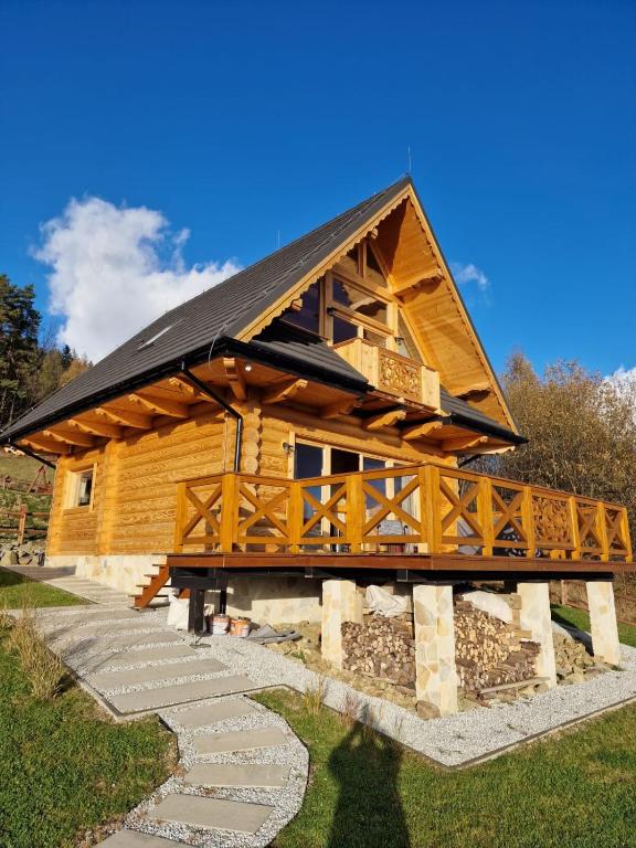 Dom z Bali Zawoja z widokiem na Babią Górę - Bed and Breakfast Stryszawa