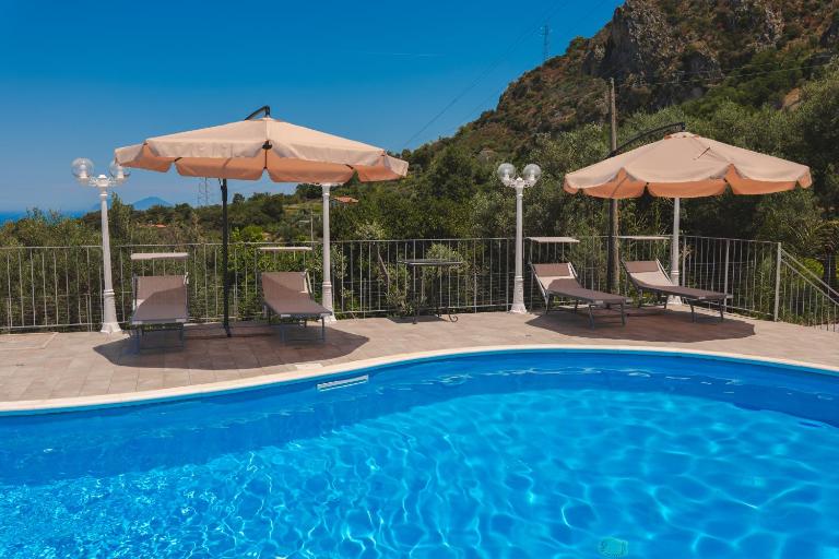 Villa Caterina - Bed and Breakfast Acquedolci