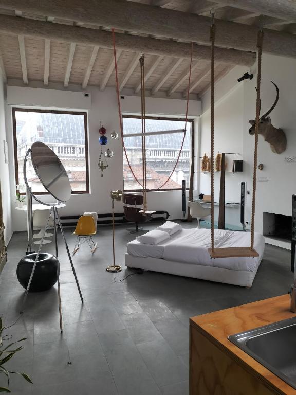 SPIRIT of the MOON - B&B Brescia