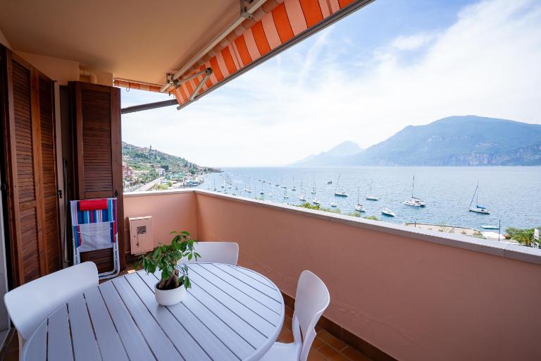 Le Vele Beth's House - B&B Brenzone