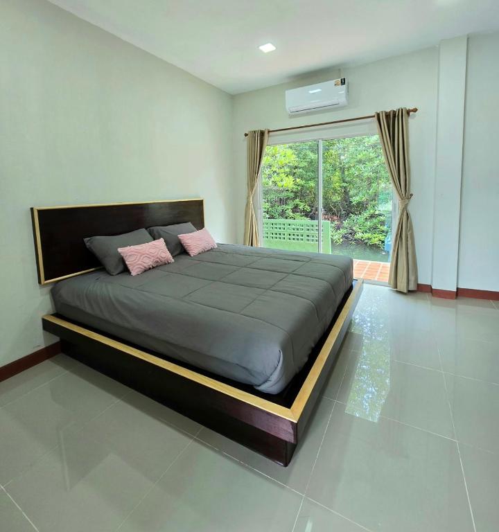 Aonang Riverside Home - B&B Ban Khlong Son