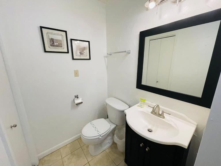 Relax in this cozy townhouse 2block to the beach - Ferienwohnung Myrtle Beach