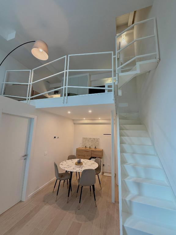Maya Atelier Milano Apartment - B&B Milano